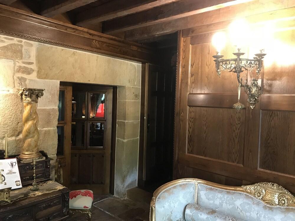 Palacio De Trasvilla Escobedo Exteriér fotografie